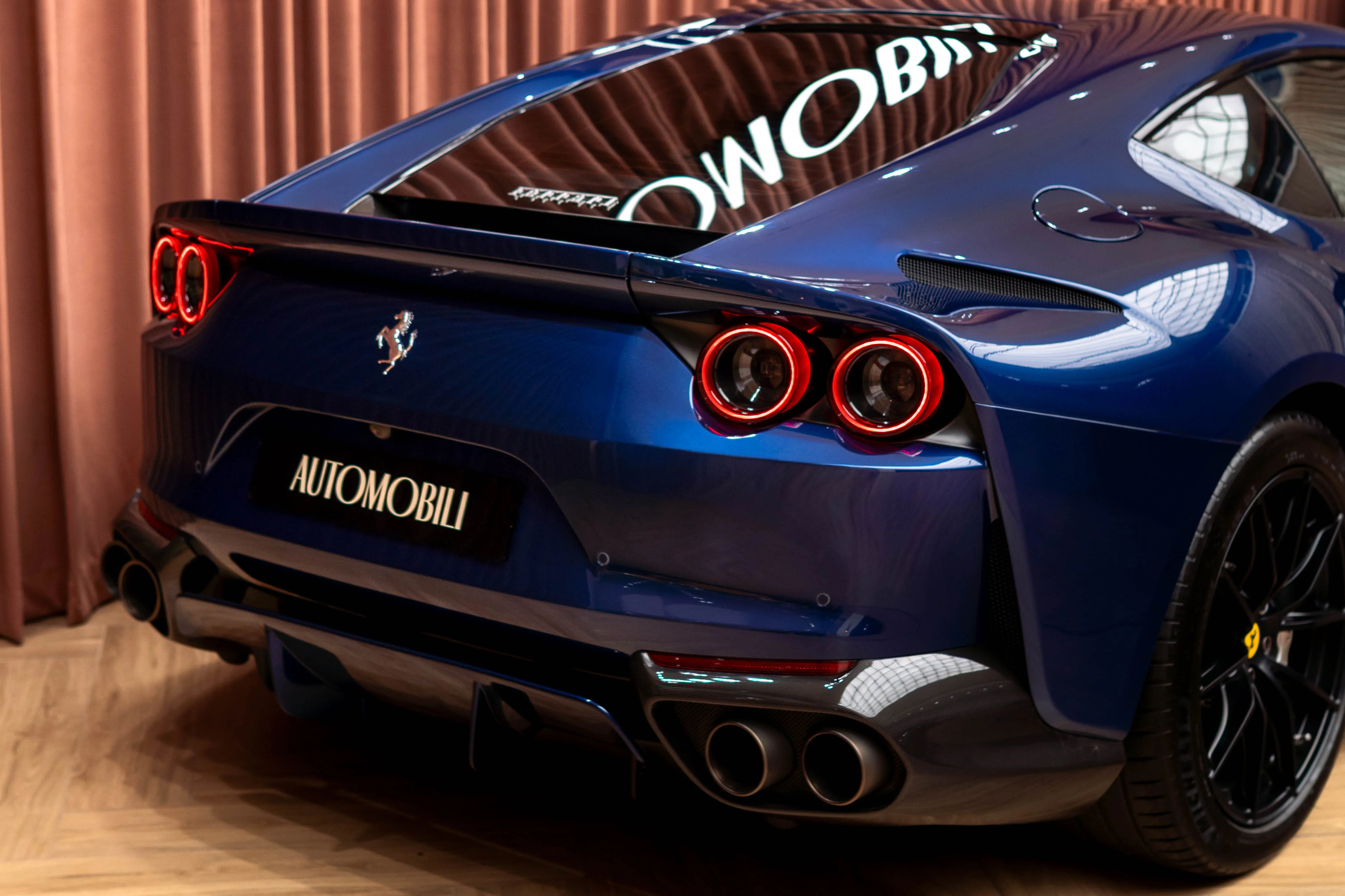 Ferrari 812 GTS Tailor Made – V12 Spider | Automobili Motors Dubai